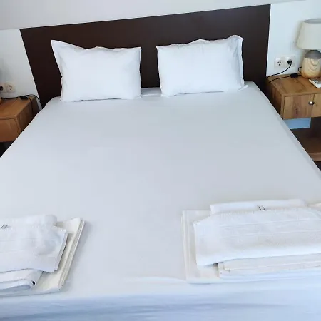 Swan Bay Complex Apartment