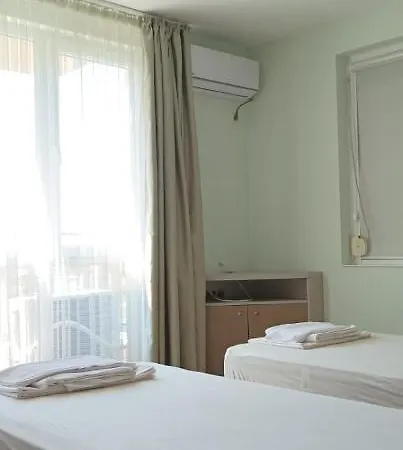 Swan Bay Complex Апартаменты *
