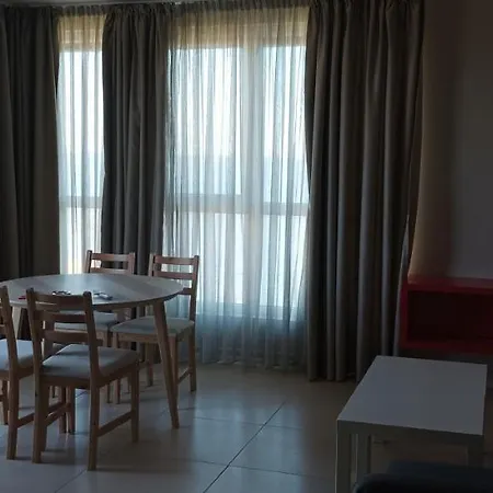 Swan Bay Complex Černomorec