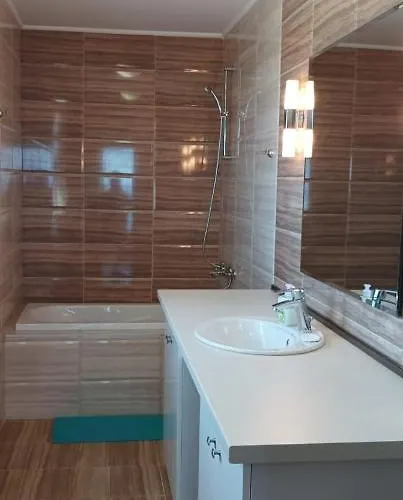 Swan Bay Complex * Tchernomorets