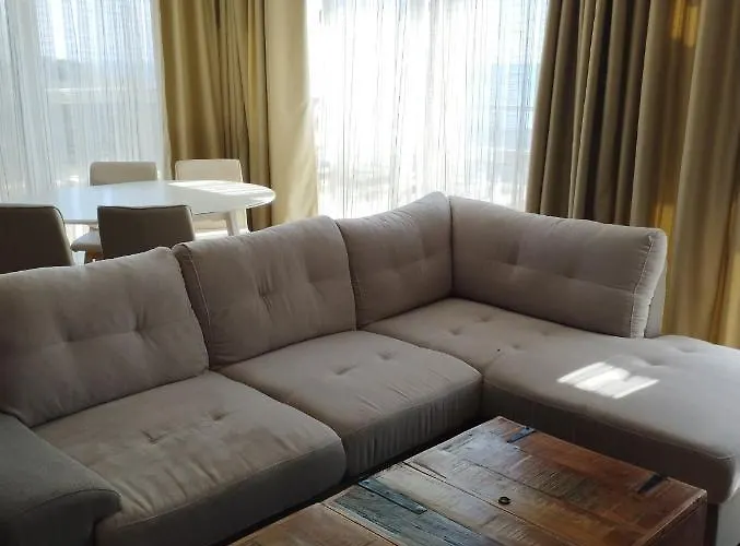 Swan Bay Complex 公寓