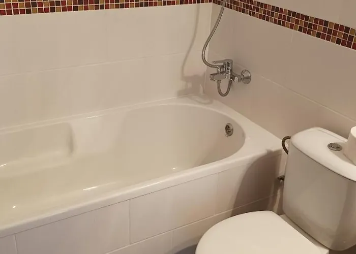 Swan Bay Complex 公寓 *